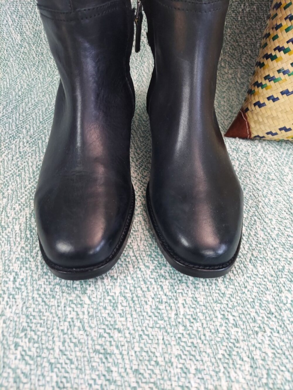 Lauren Ralph Lauren Berna Two-Tone Riding Boot · Size 8.5 · Black & Brown - Picture 3 of 16